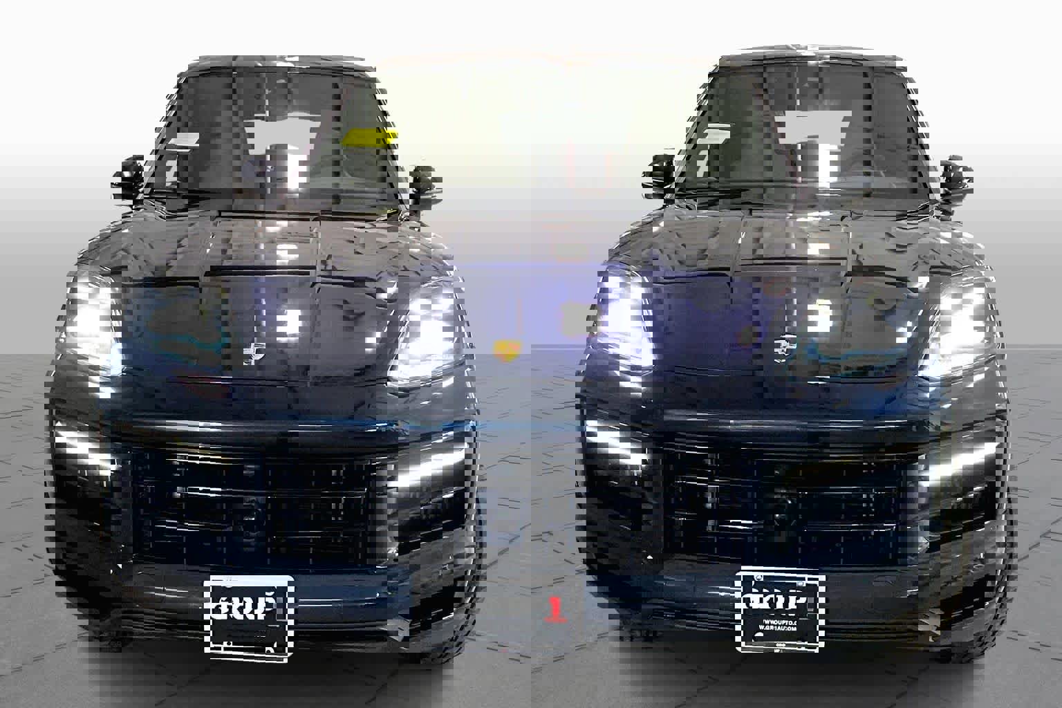 Used 2024 Porsche Cayenne image 4