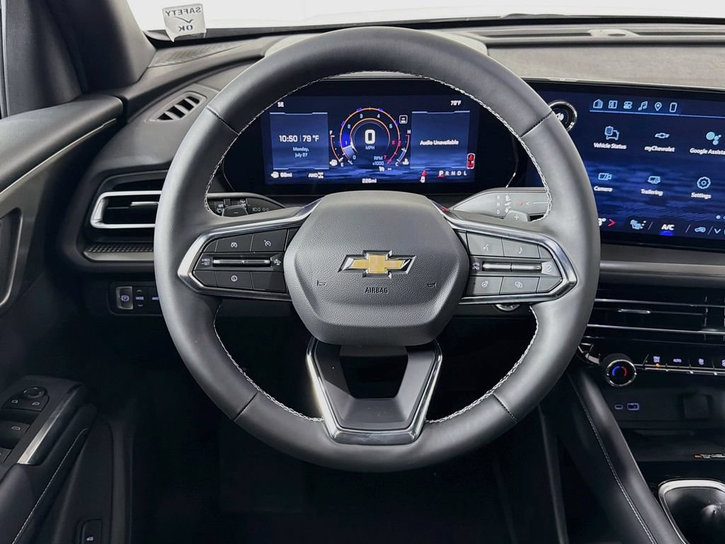 New 2026 Chevrolet Traverse LT w/ Driver Confidence Package AWD/4WD image 11