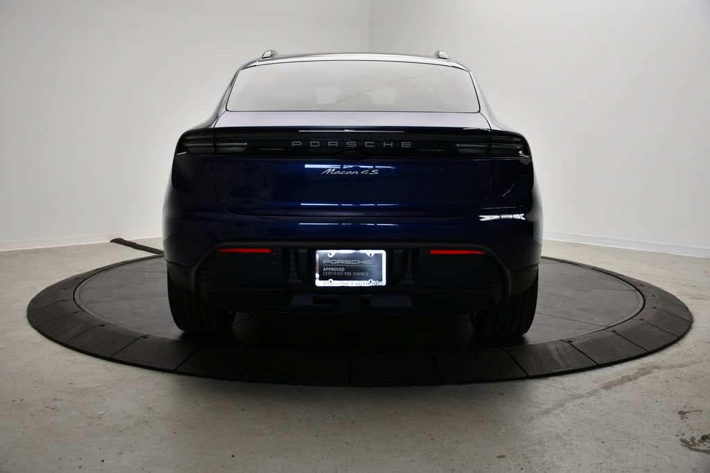 Certified 2025 Porsche Macan 4S Electric AWD/4WD image 6