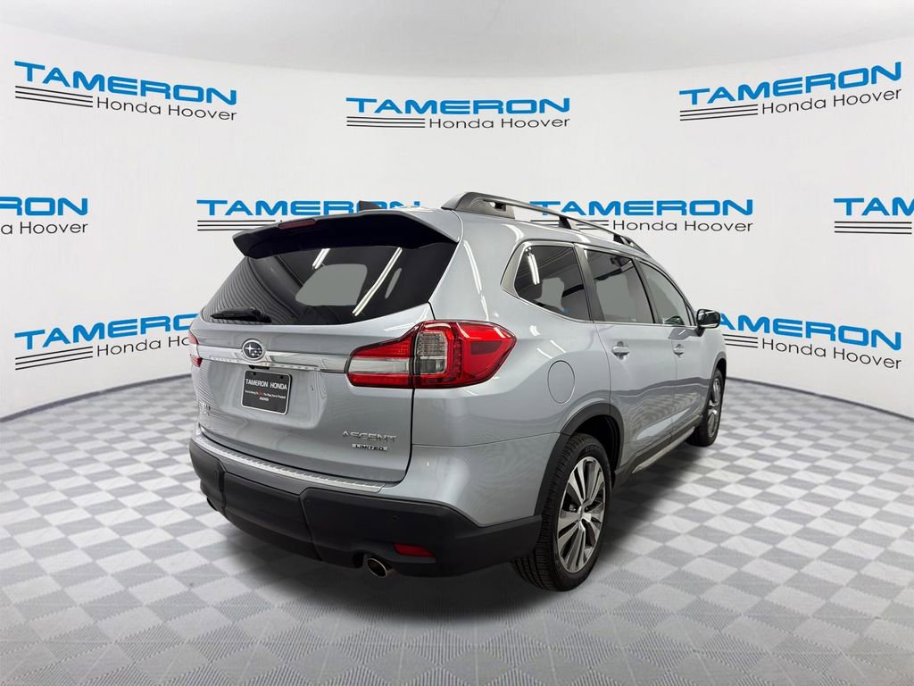 Used 2022 Subaru Ascent Limited w/ Technology Package AWD/4WD image 5