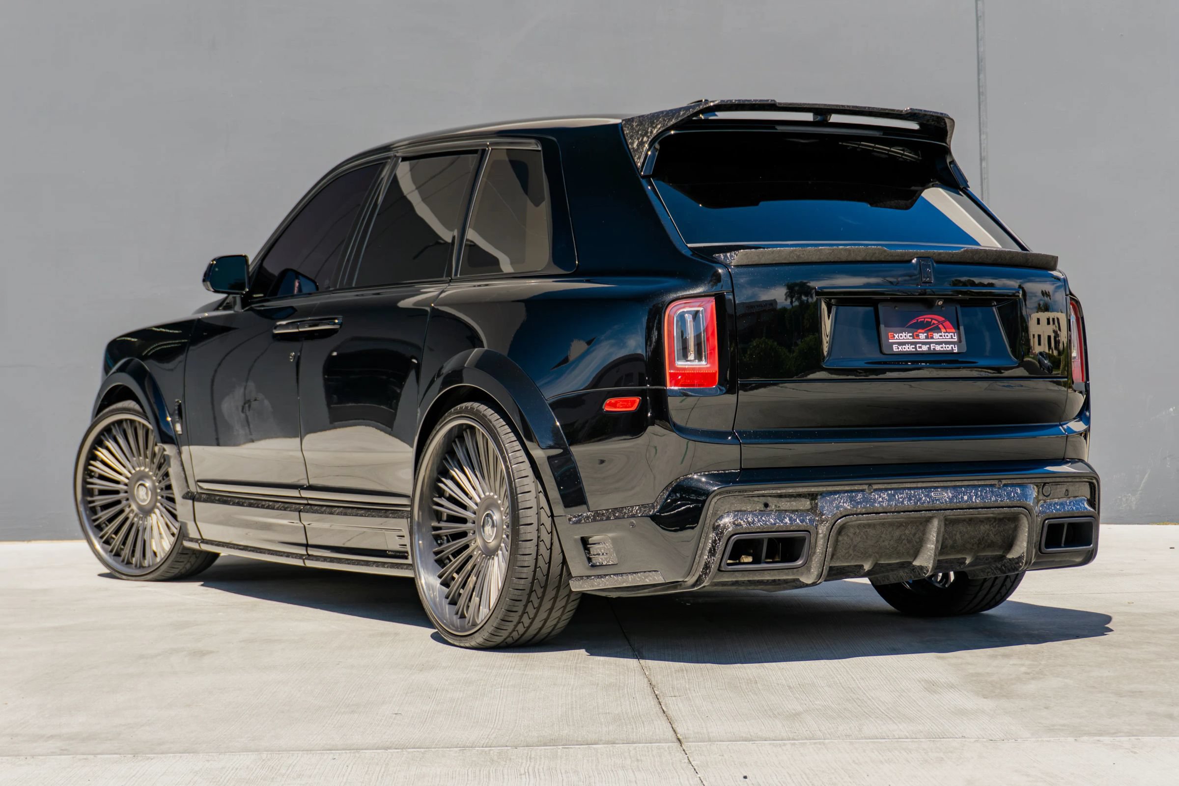 Used 2019 Rolls-Royce Cullinan AWD/4WD image 9