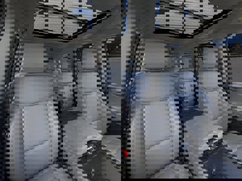 New 2026 Ford Expedition Active image 10