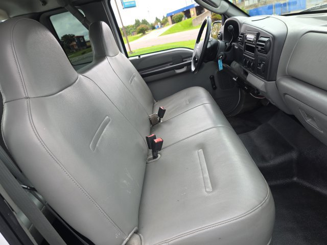Used 2005 Ford F250 XL RWD image 20