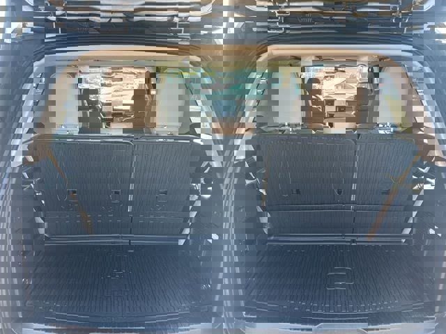 Used 2024 Ford Expedition Limited image 12