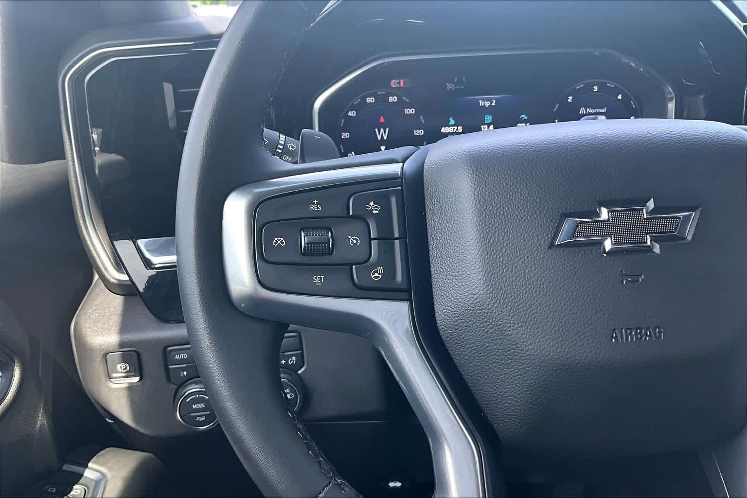 Used 2024 Chevrolet Silverado 1500 LT Trail Boss w/ Protection Package AWD/4WD image 27