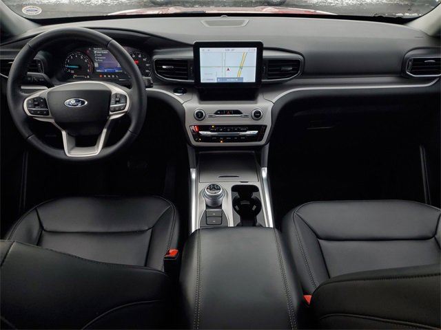 Certified 2024 Ford Explorer XLT w/ Equipment Group 202A image 31