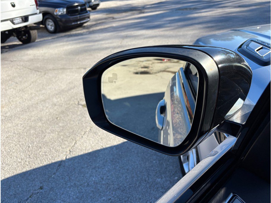 Used 2019 Land Rover Range Rover Sport HSE image 18