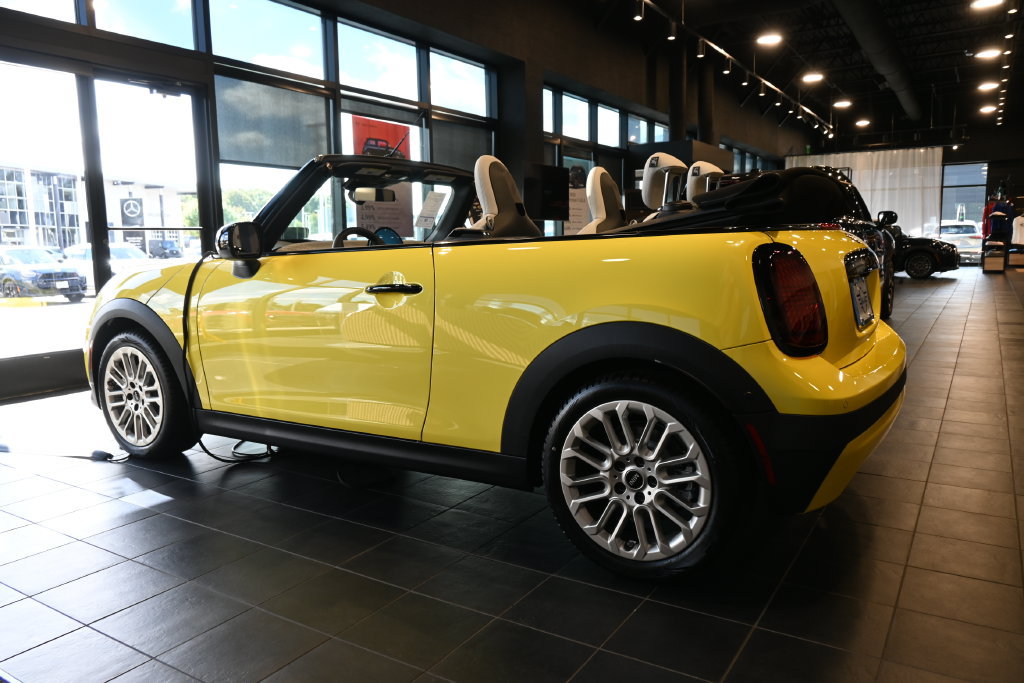 Used 2026 MINI Cooper S FWD image 5