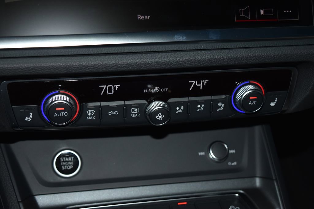 Certified 2025 Audi Q3 2.0T Premium w/ Convenience Package image 12