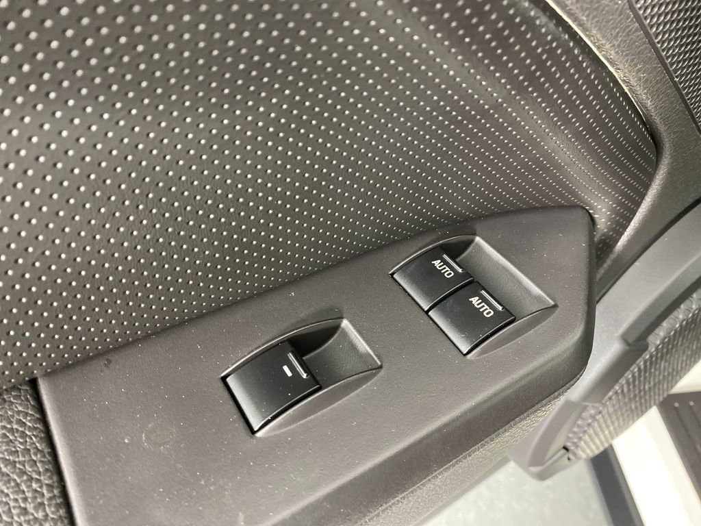 Used 2007 Ford Mustang Shelby GT500 image 11