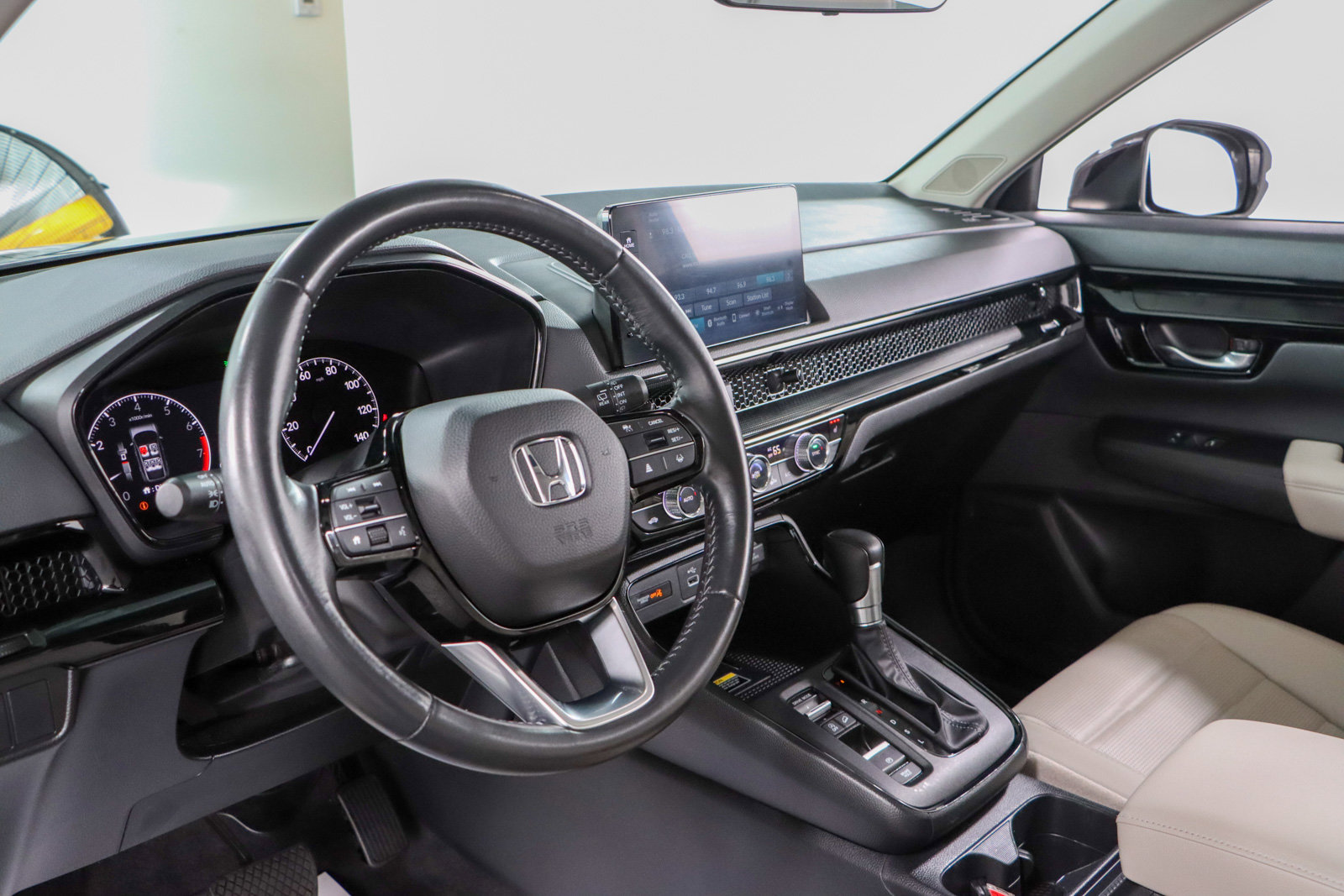 Used 2023 Honda CR-V EX-L image 23
