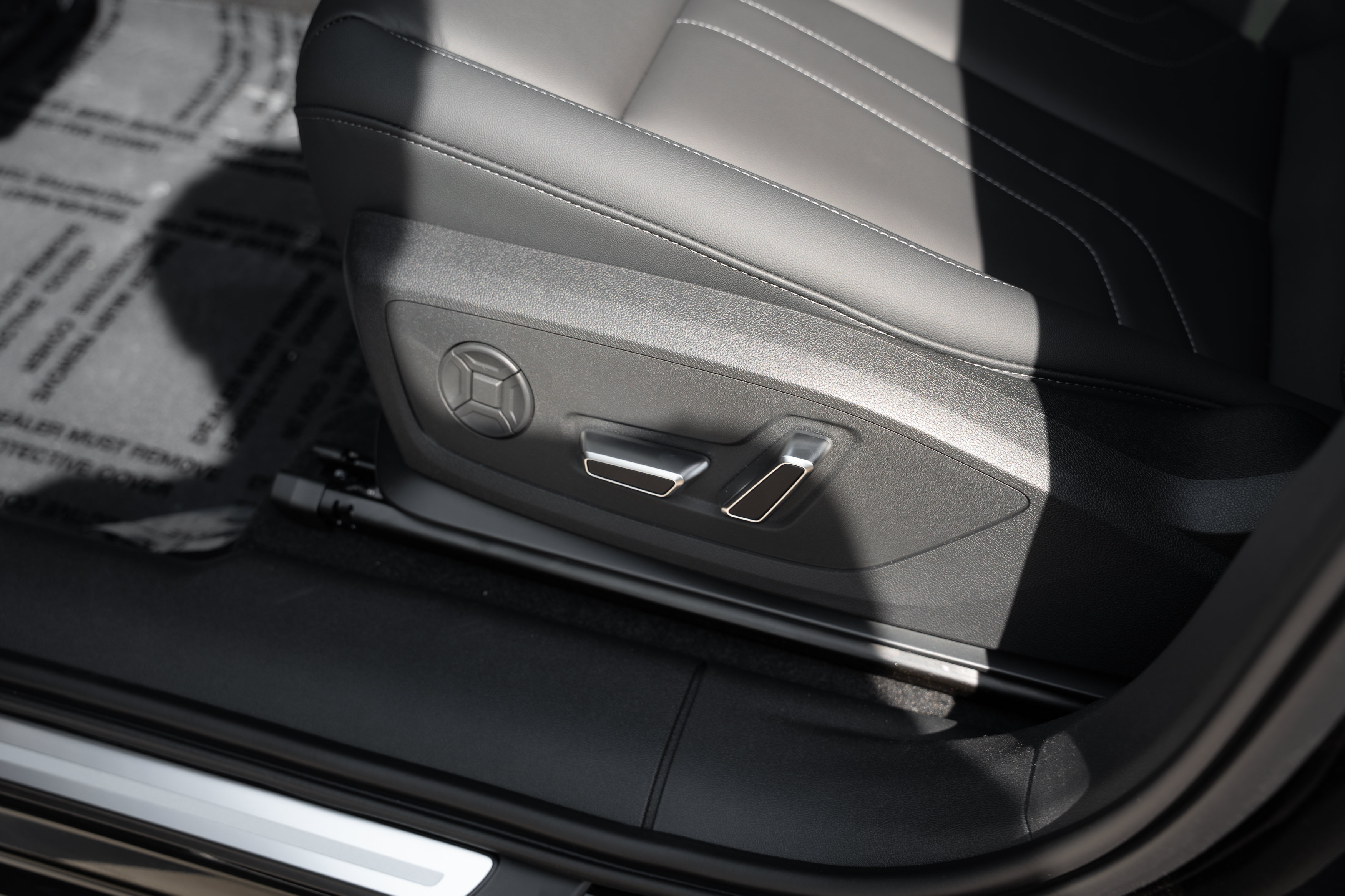 New 2026 Audi Q3 quattro 2.0T AWD/4WD image 17