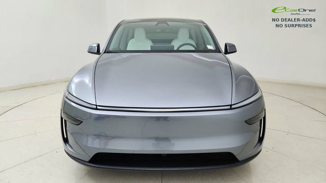 Used 2026 Tesla Model Y Long Range image 2