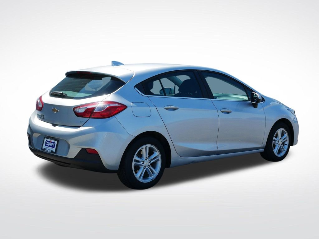 Used 2017 Chevrolet Cruze LT w/ Convenience Package image 4