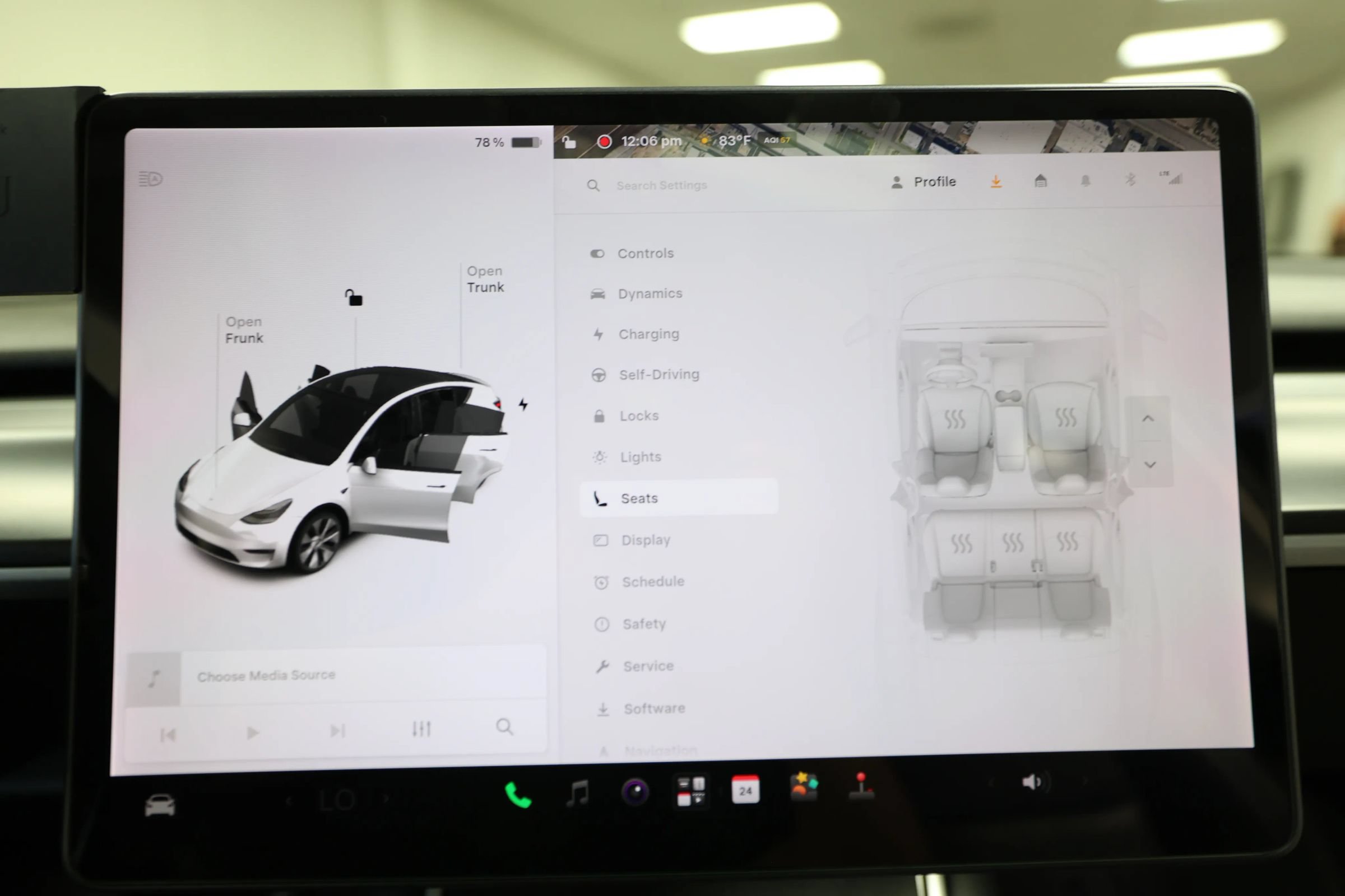 Used 2021 Tesla Model Y Long Range AWD/4WD image 57