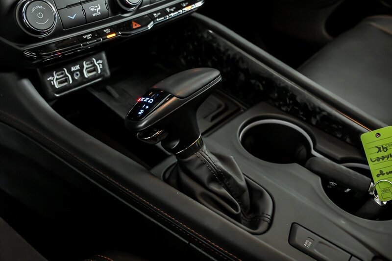 Used 2024 Dodge Durango R/T AWD/4WD image 31