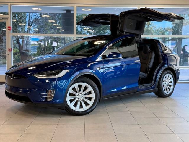 Used 2020 Tesla Model X Long Range AWD/4WD image 1