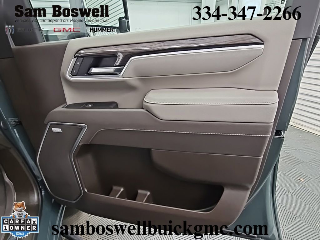 Used 2025 Chevrolet Silverado 2500 LTZ w/ LTZ Convenience Package image 40