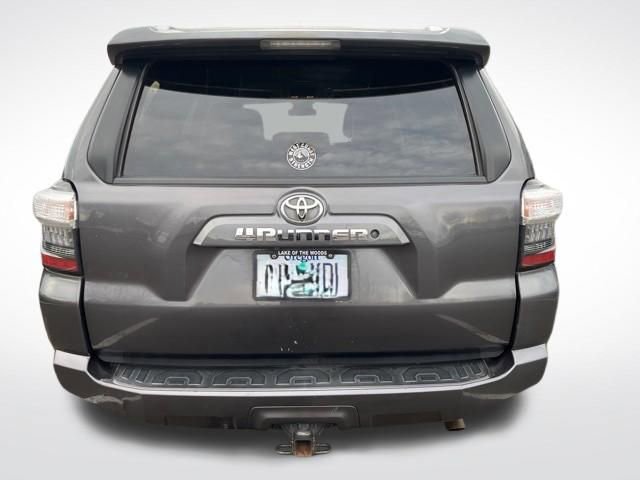 Used 2016 Toyota 4Runner SR5 image 8