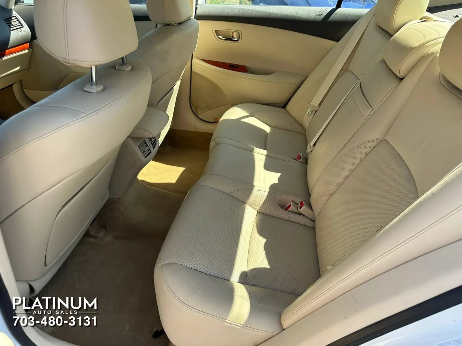 Used 2010 Lexus ES 350 w/ Preferred Accessory Package FWD image 14