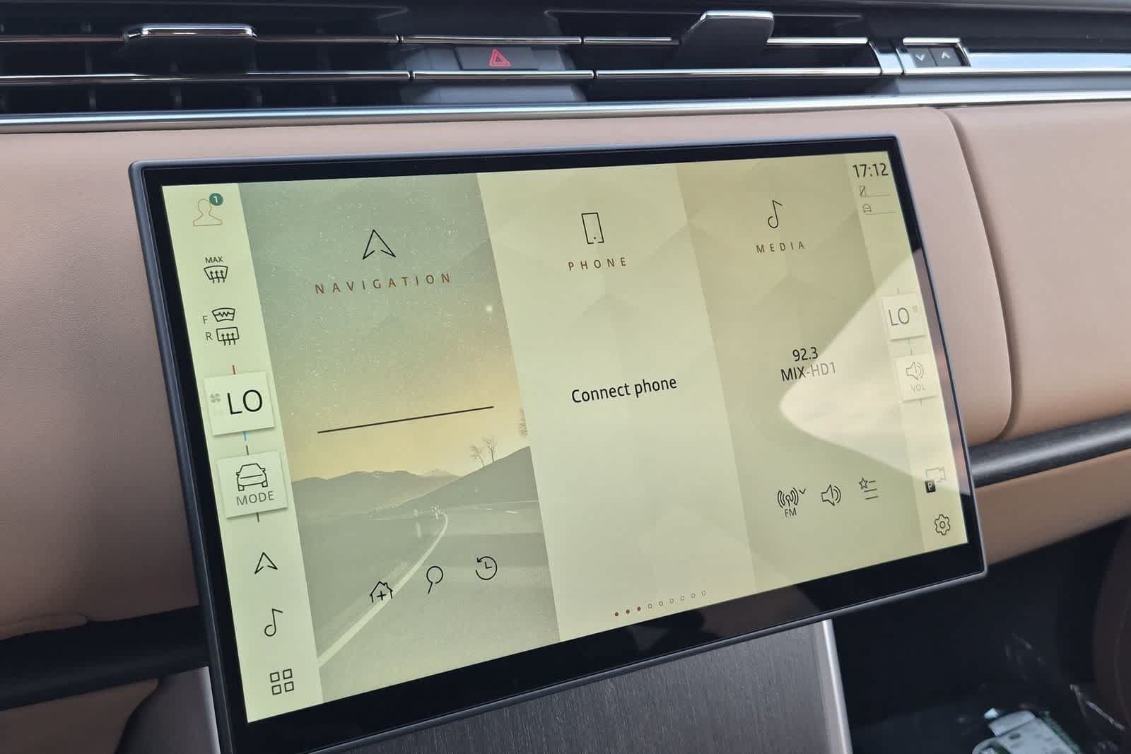 New 2026 Land Rover Range Rover SE AWD/4WD image 28