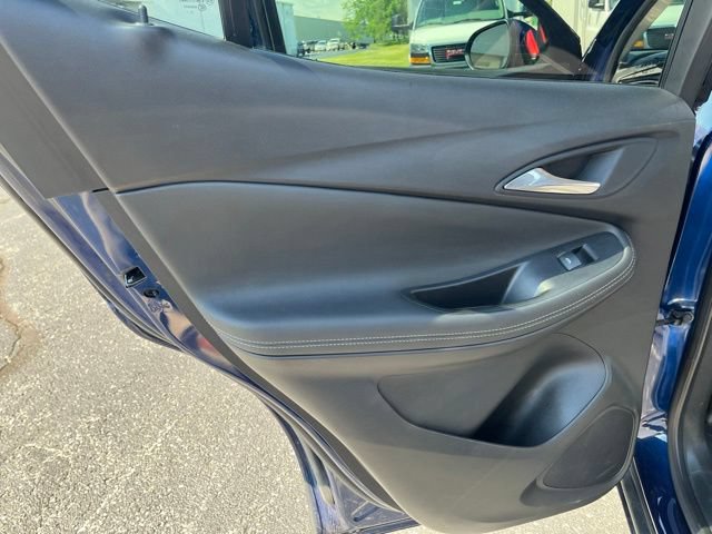 Used 2023 Buick Encore GX Select w/ Safety Package II AWD/4WD image 28