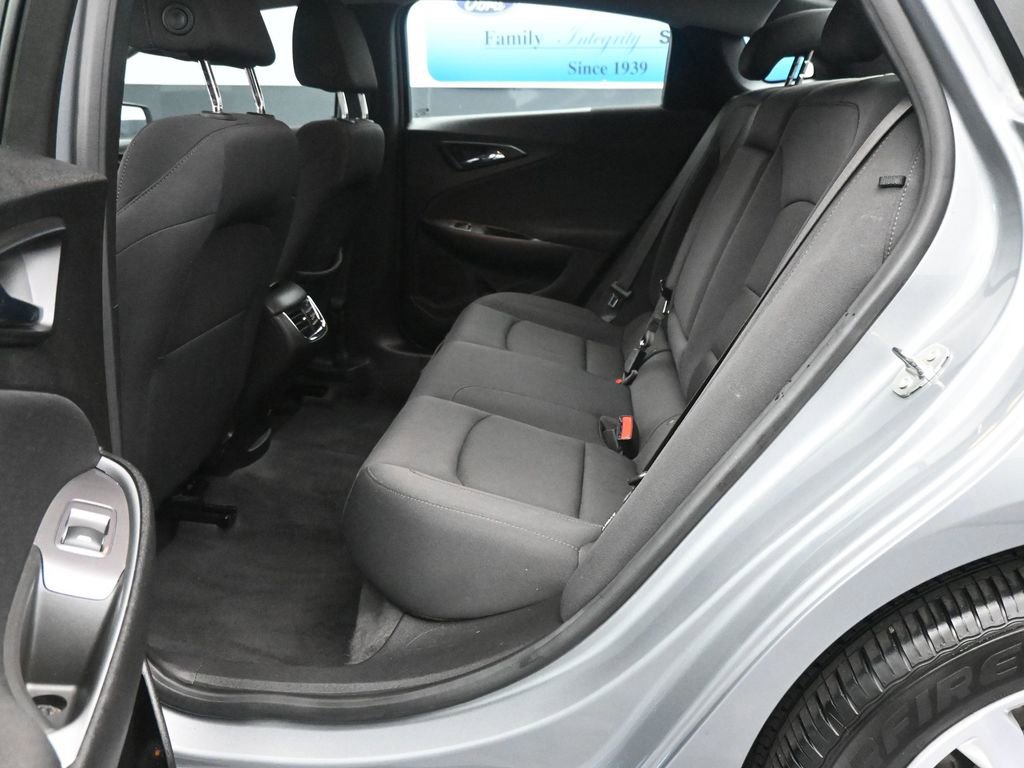 Used 2023 Chevrolet Malibu LT image 8