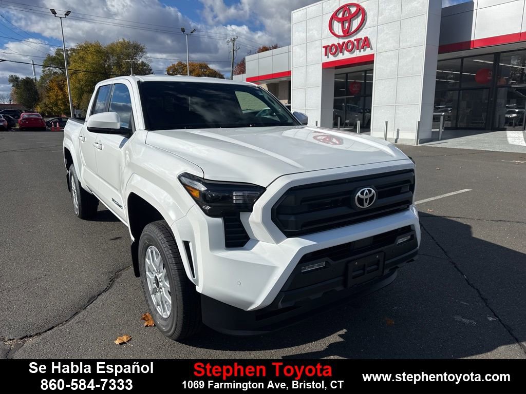 New 2025 Toyota Tacoma SR5