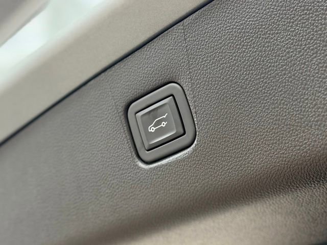 Used 2024 Chevrolet Blazer RS w/ LPO, Floor Liner Package FWD image 27
