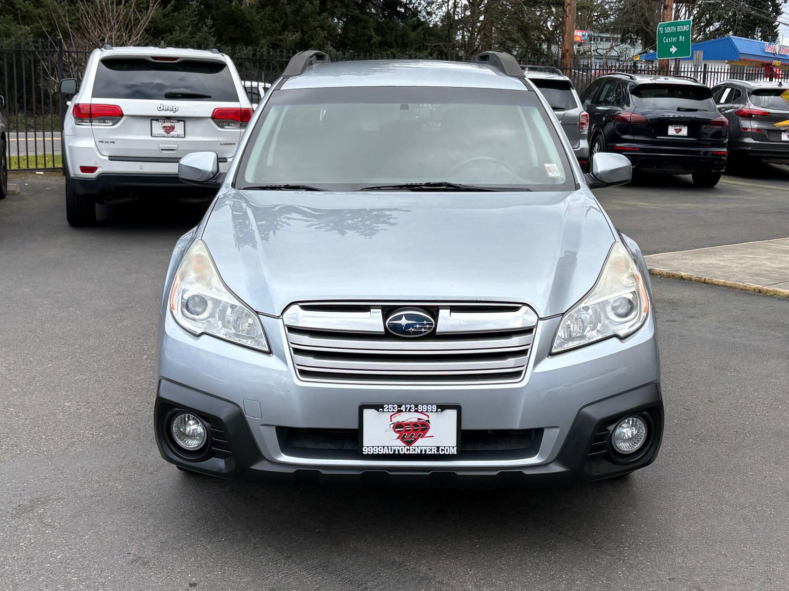 Used 2013 Subaru Outback 2.5i Premium w/ All-Weather Pkg AWD/4WD image 2