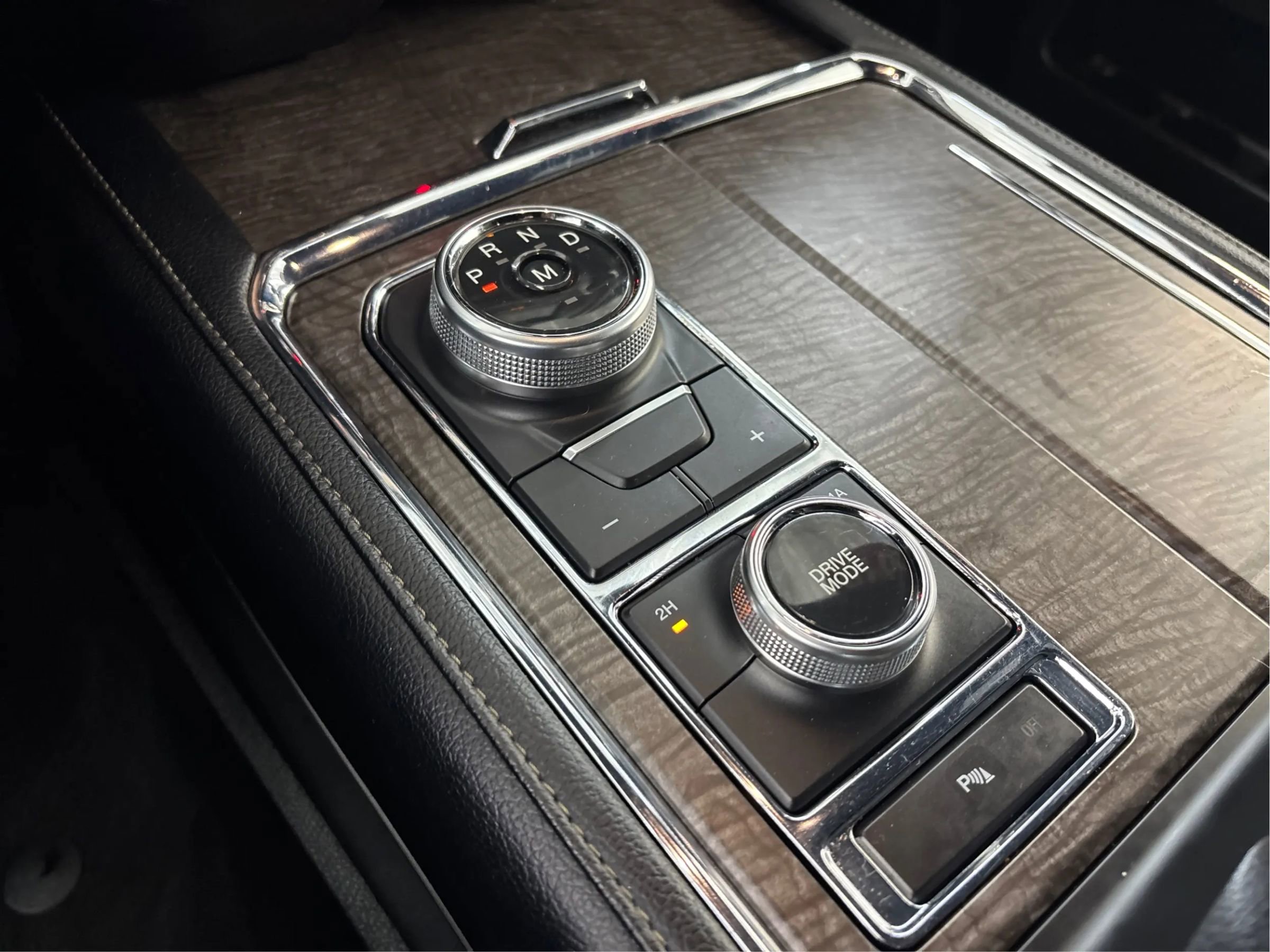 Used 2019 Ford Expedition Max Limited w/ Equipment Group 301A image 49