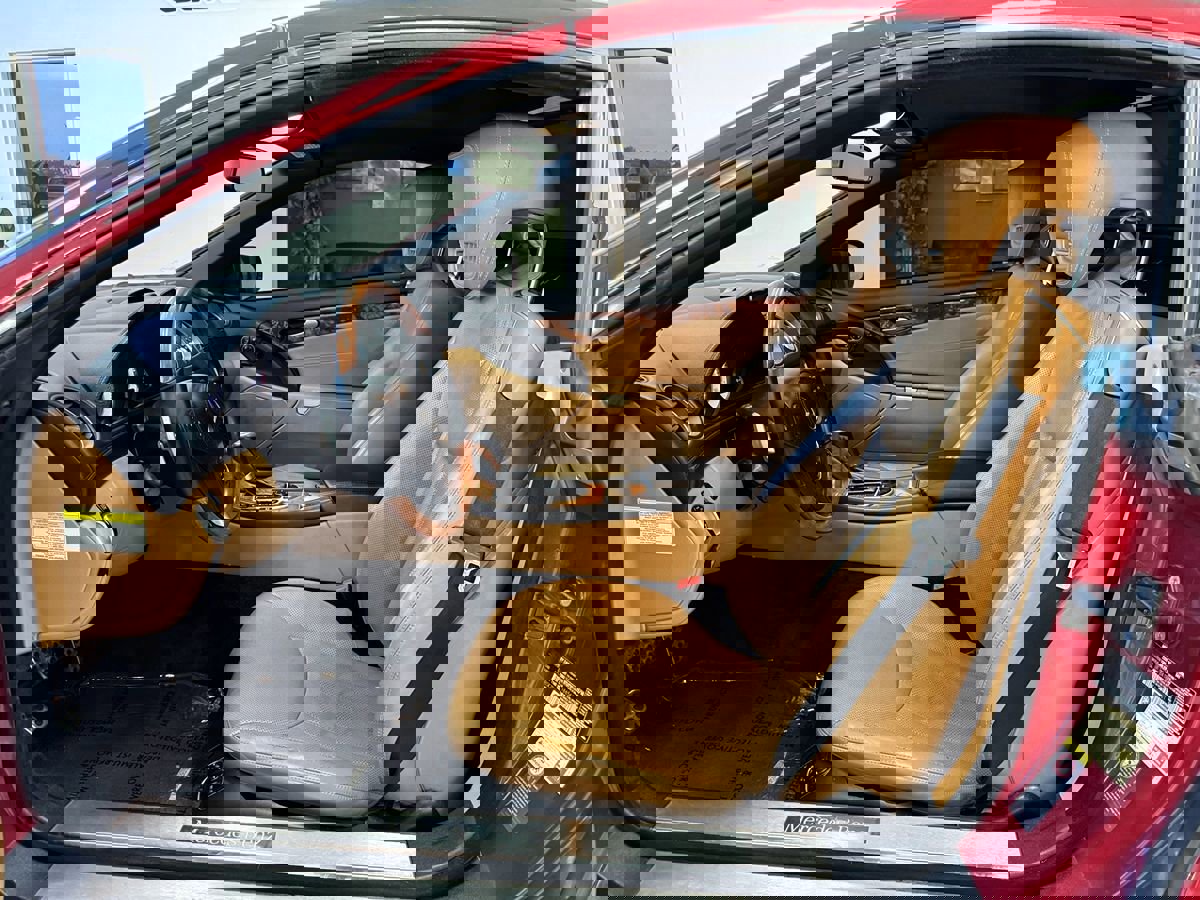 Used 2011 Mercedes-Benz SL 550 image 15