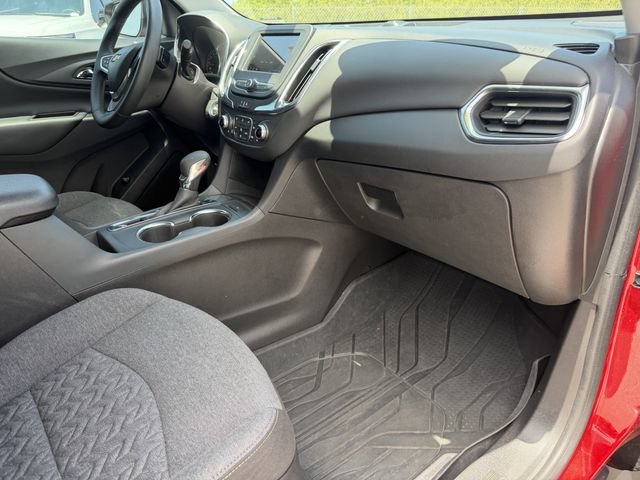 Used 2023 Chevrolet Equinox LT FWD image 17