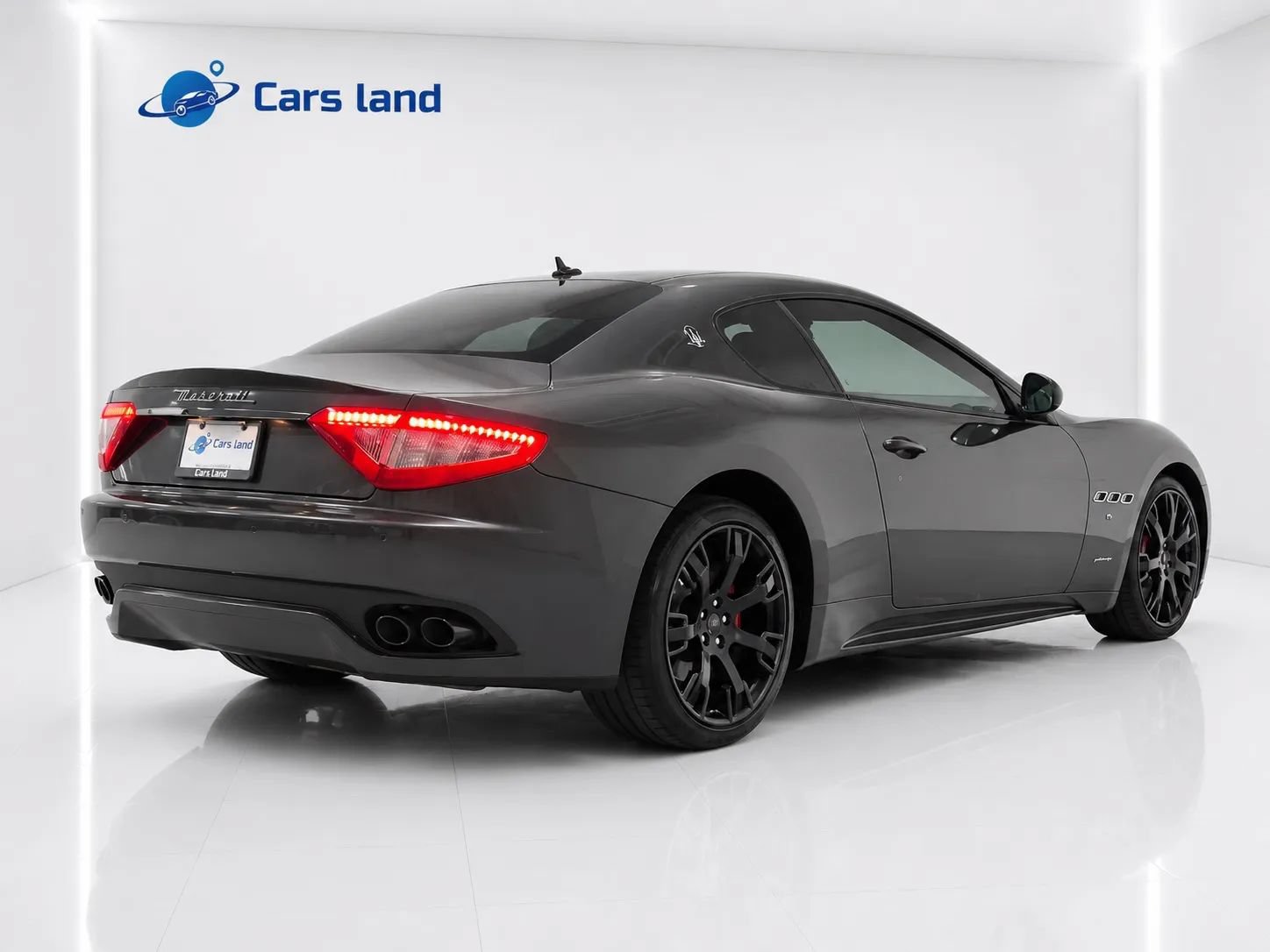 Used 2012 Maserati GranTurismo S RWD image 3