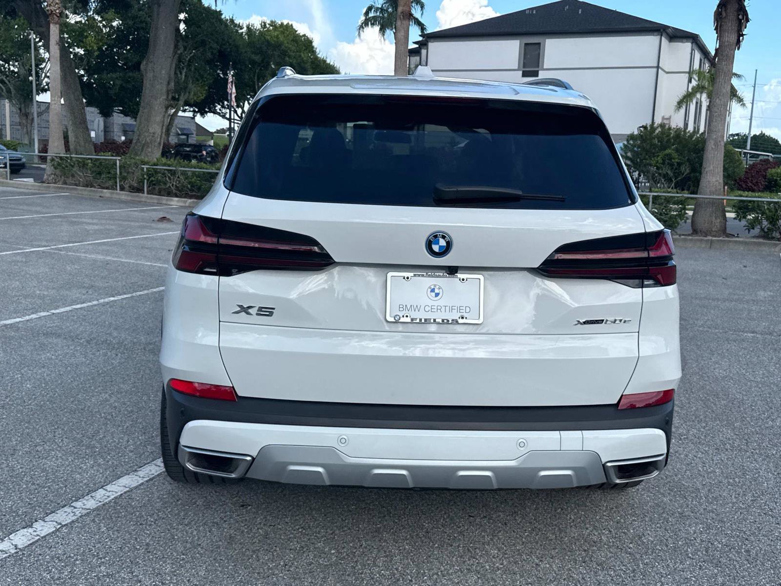 Certified 2025 BMW X5 xDrive50e w/ Parking Assistance Package image 5