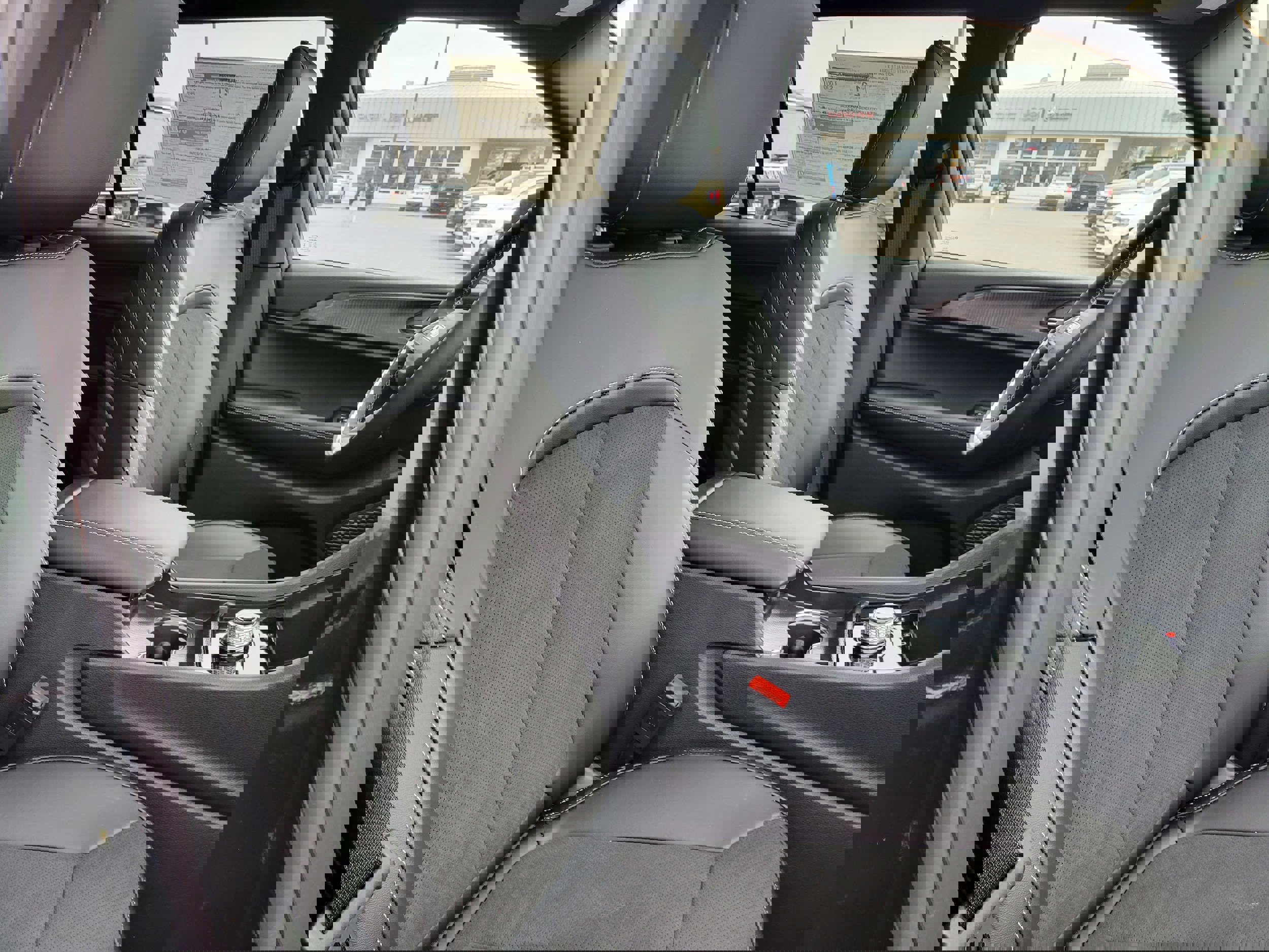 New 2025 Jeep Grand Cherokee L Altitude image 23