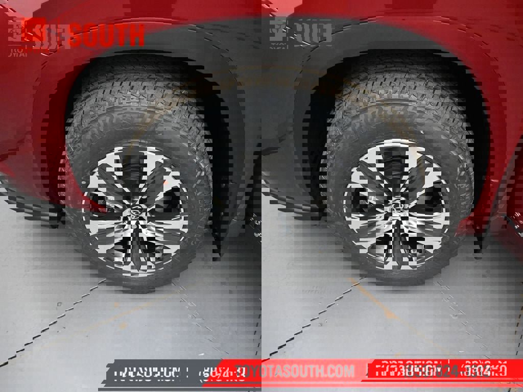 New 2026 Toyota Highlander XLE image 42