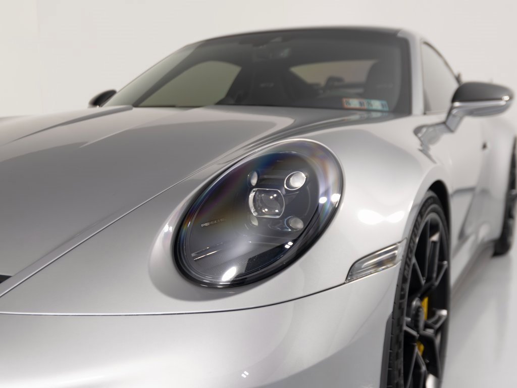 Certified 2022 Porsche 911 GT3 image 44