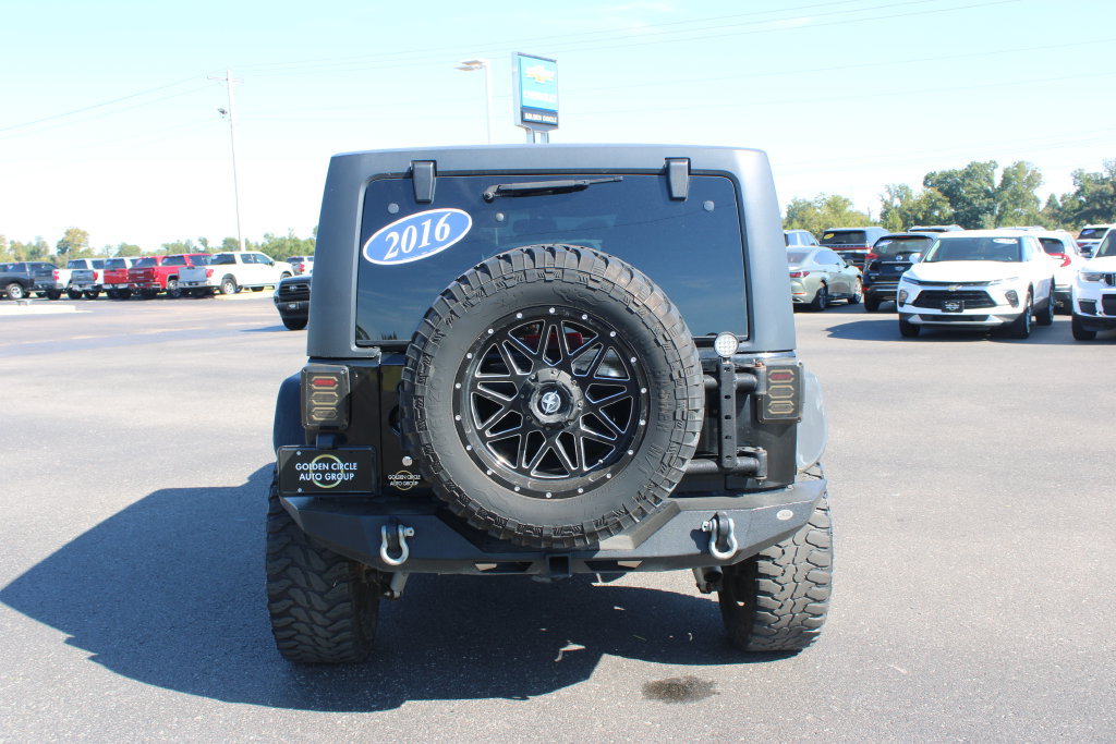 Used 2016 Jeep Wrangler Unlimited Sport w/ Quick Order Package 24S AWD/4WD image 8