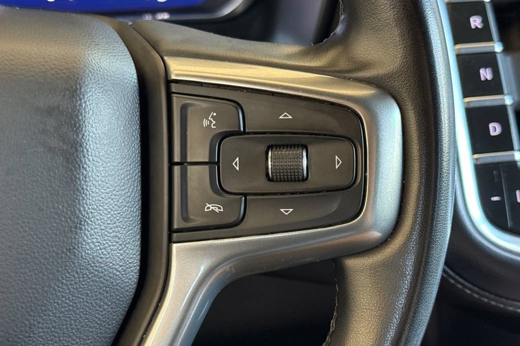 Used 2023 Chevrolet Suburban LT AWD/4WD image 30