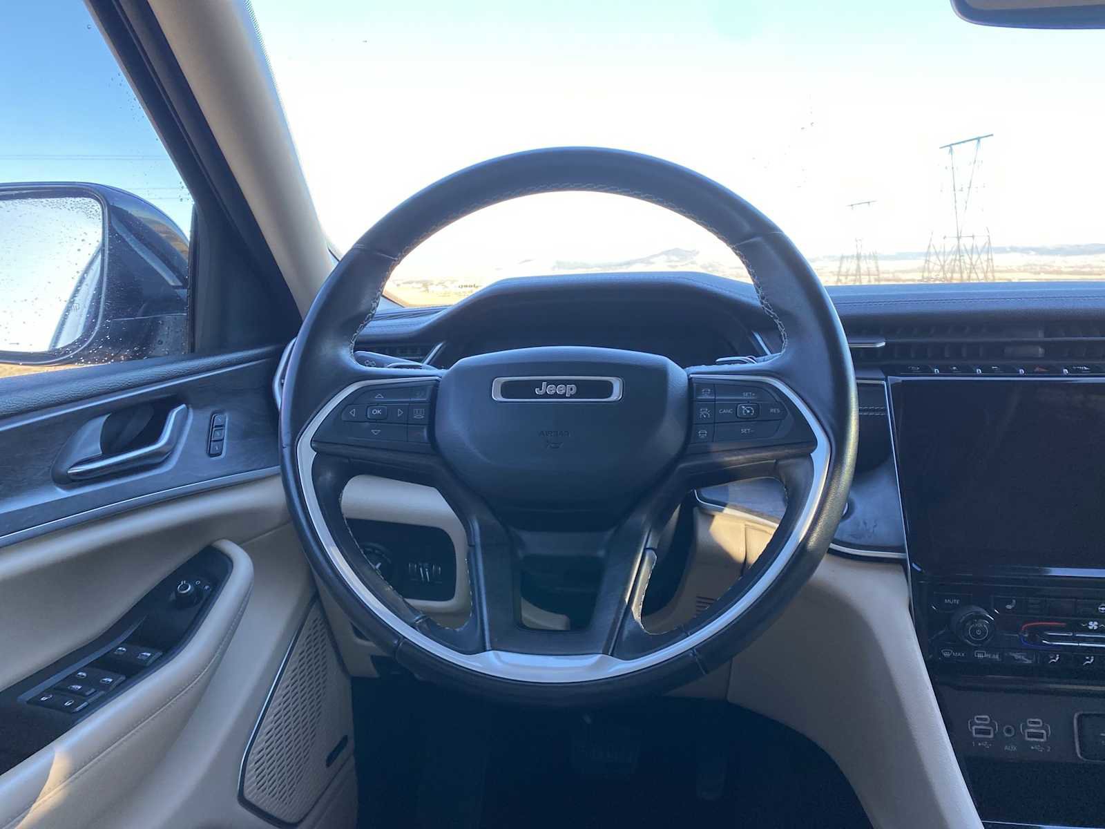 Certified 2022 Jeep Grand Cherokee Limited image 29