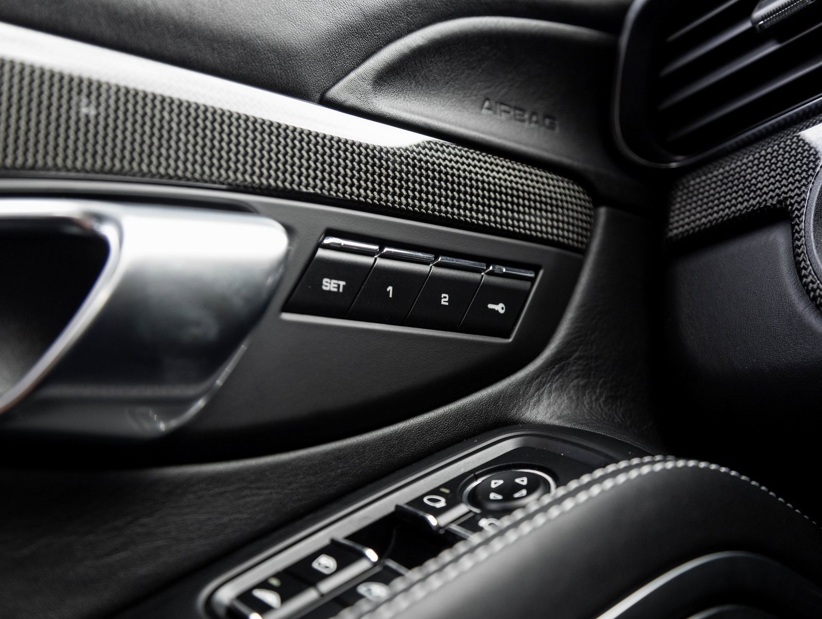 Certified 2018 Porsche 911 Turbo S image 20