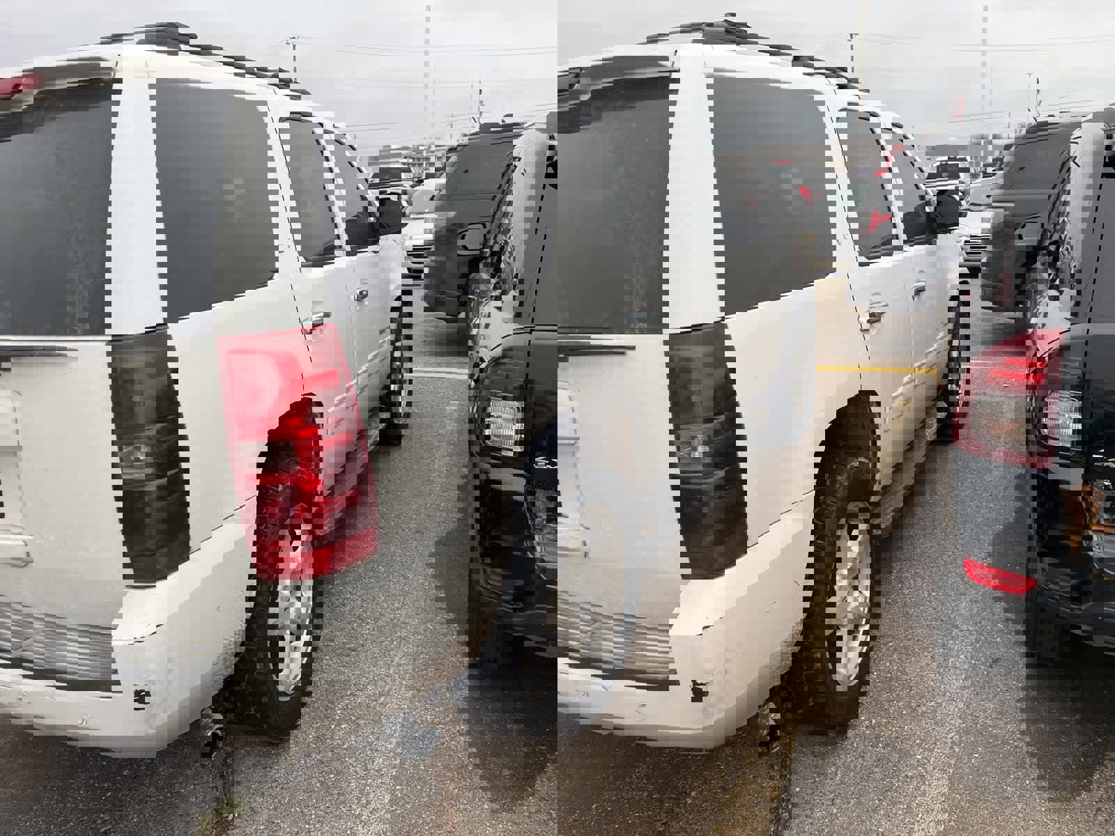 Used 2013 Chevrolet Tahoe LT image 15