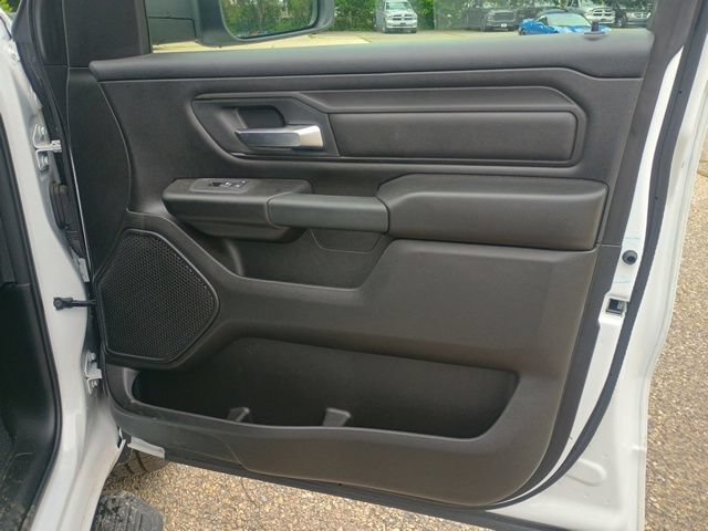 Used 2026 RAM 1500 Express AWD/4WD image 13
