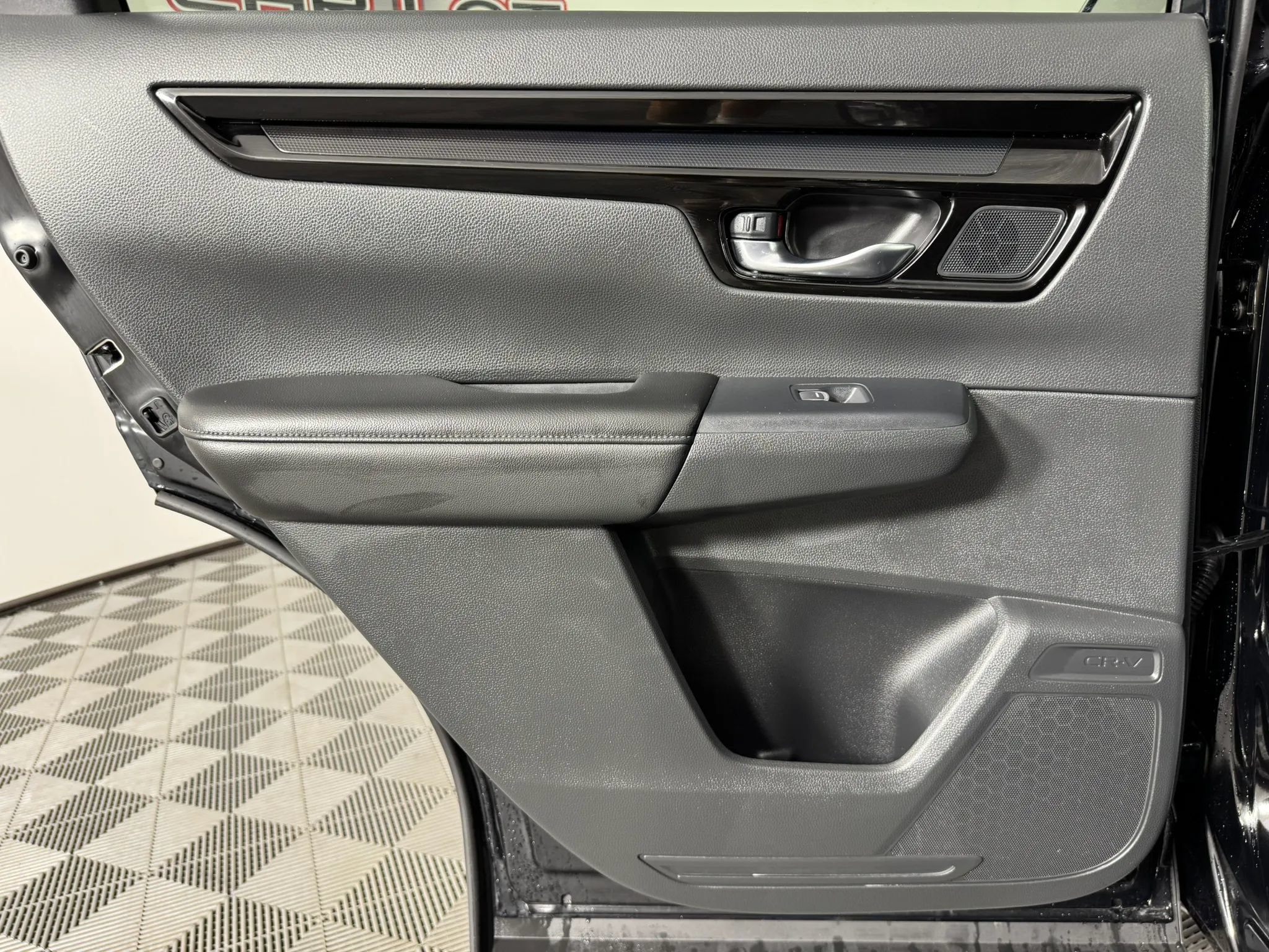Used 2025 Honda CR-V EX-L image 43
