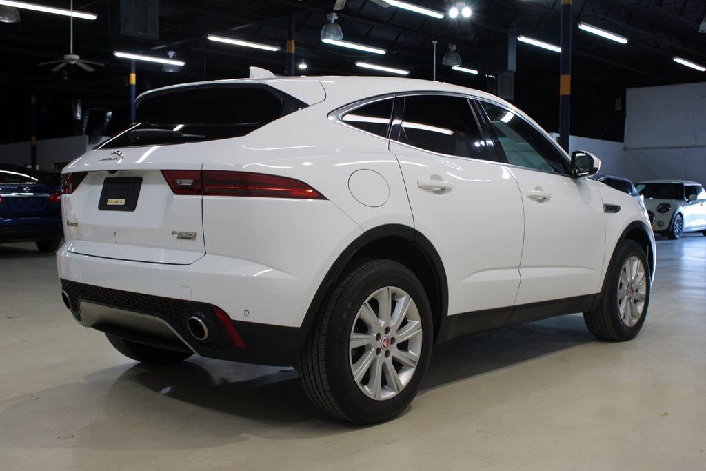 Used 2018 Jaguar E-PACE S image 3