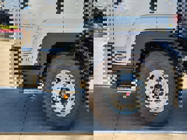 New 2024 Chevrolet Low Cab Forward 7500XD RWD image 14