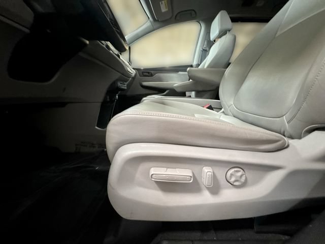 Used 2020 Honda Odyssey Touring image 15