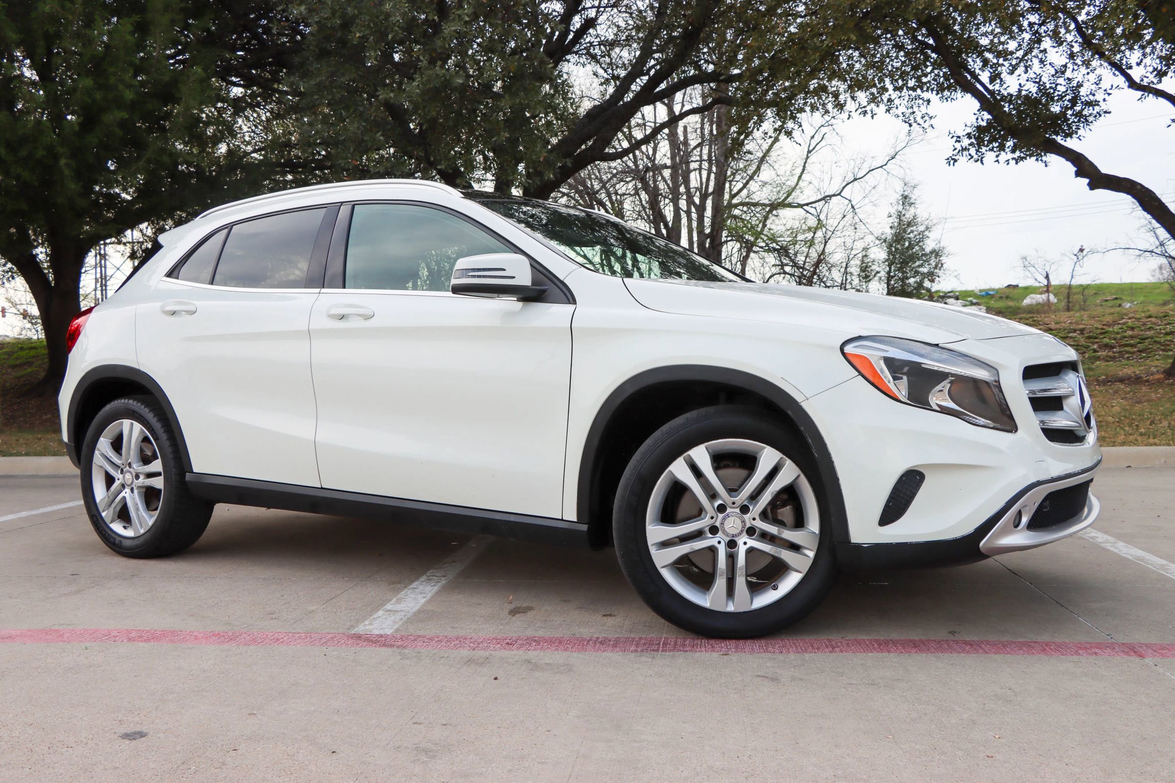 Used 2017 Mercedes-Benz GLA 250 image 1