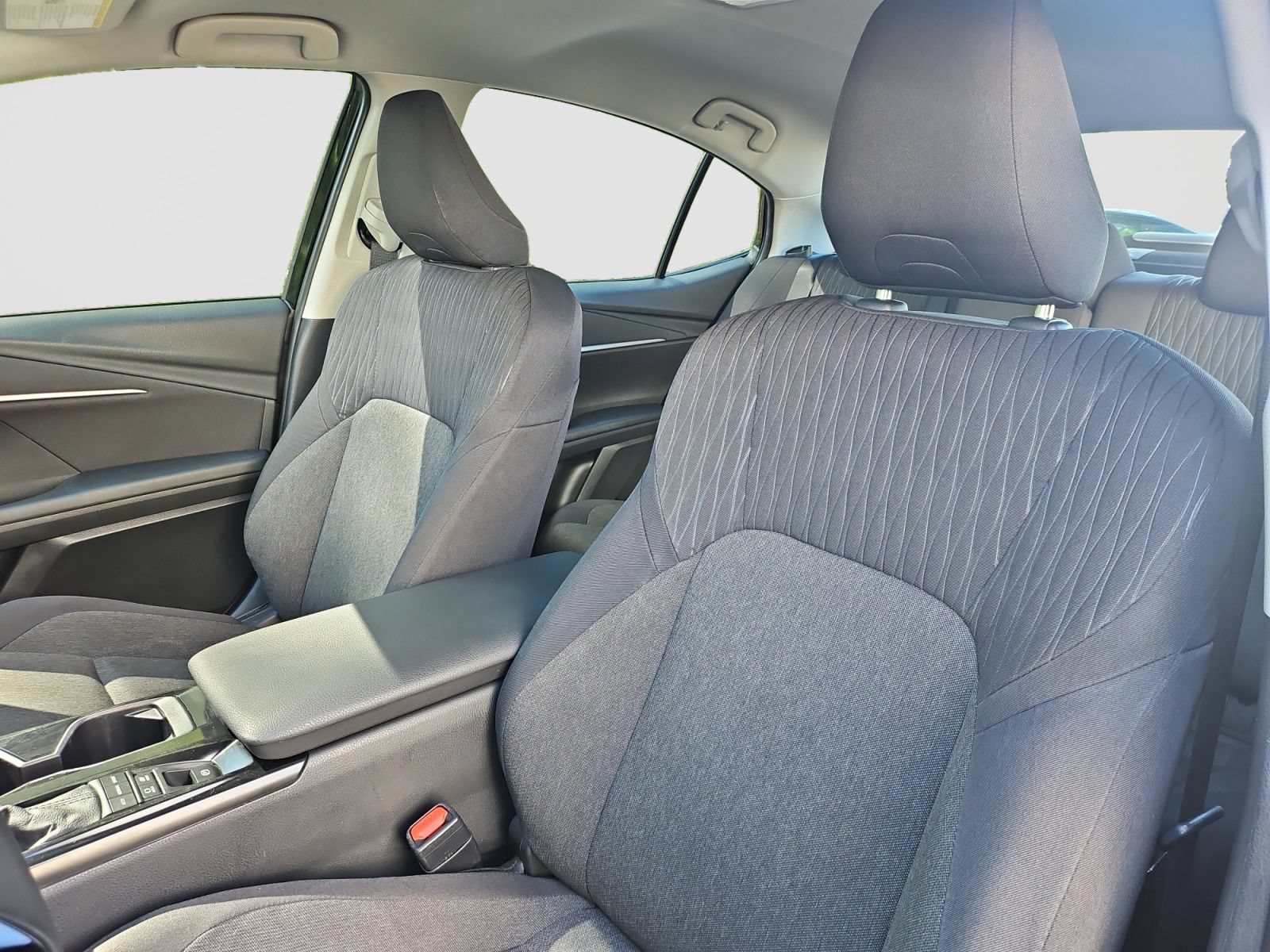 Used 2025 Toyota Camry LE FWD image 23